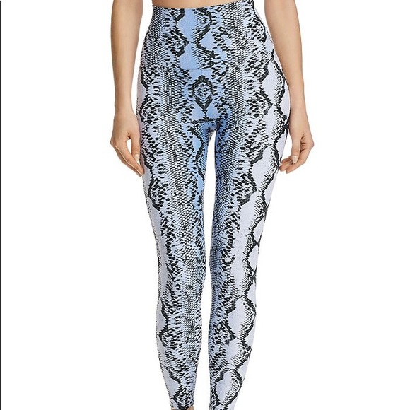 Beach Riot leggings - Picture 2 of 7